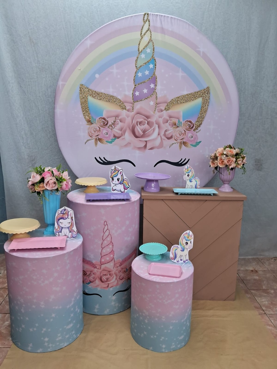 Unicornio Rosa Ouro - gracypeguemonte