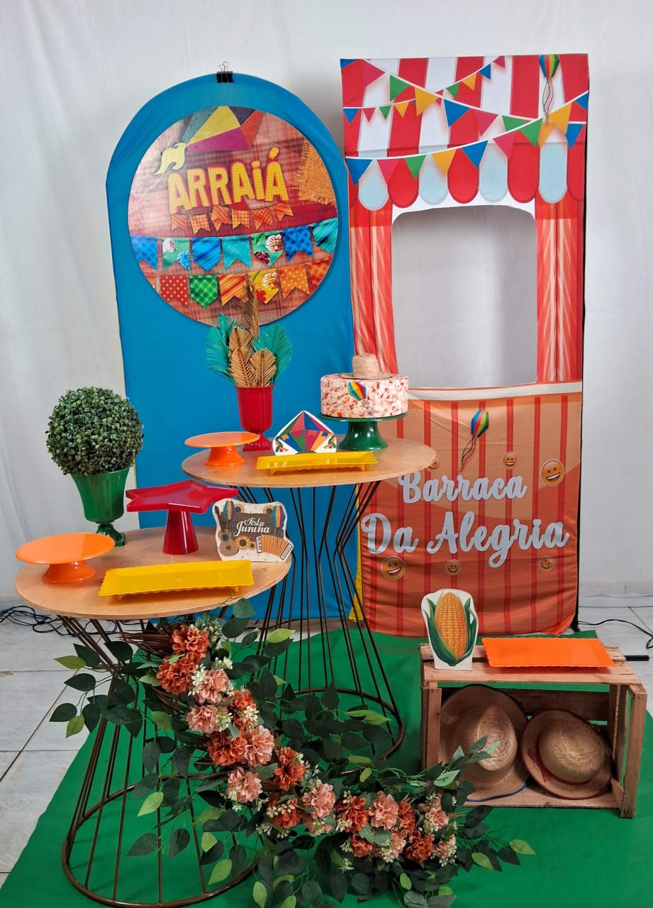 Arraial Painel Romano / Barraca da Alegria - gracypeguemonte