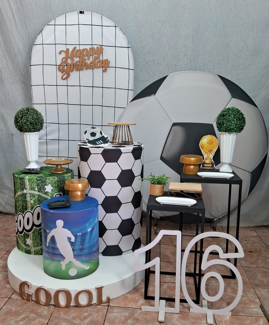 Futebol / Bola/ Composiçao - gracypeguemonte