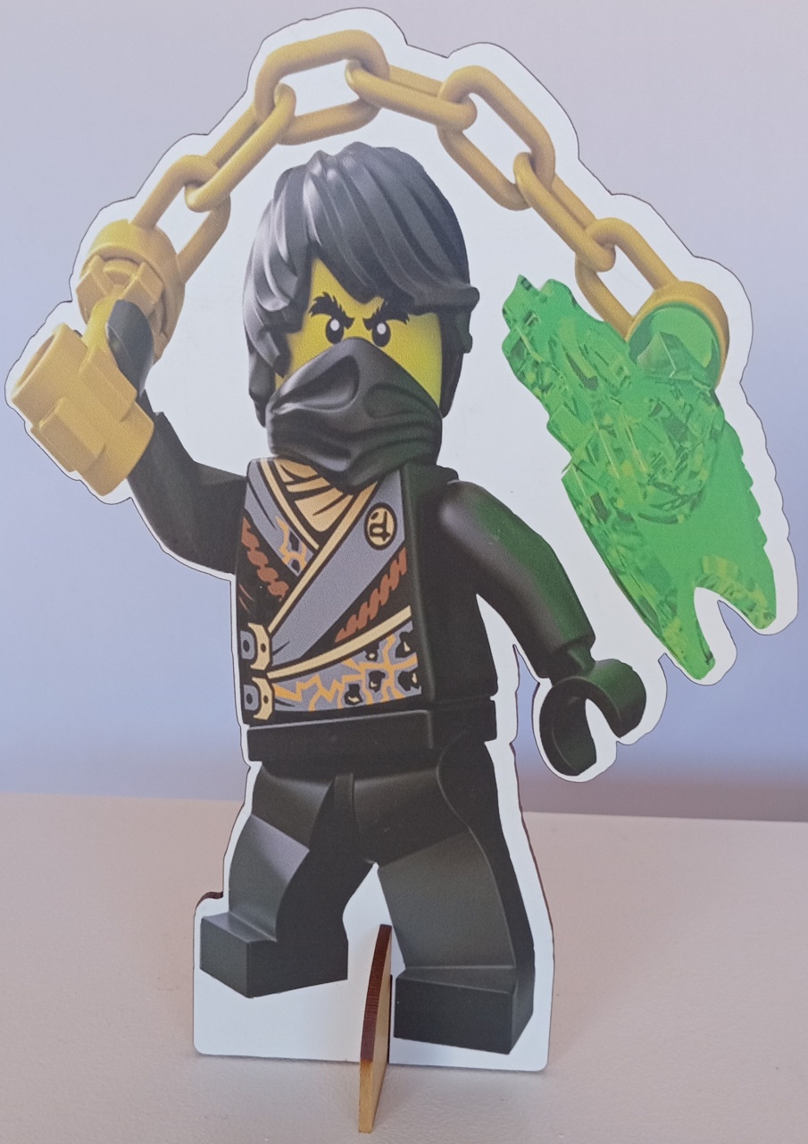 Display de Mesa Ninja Go - Pegue e Monte Leão de Judá 