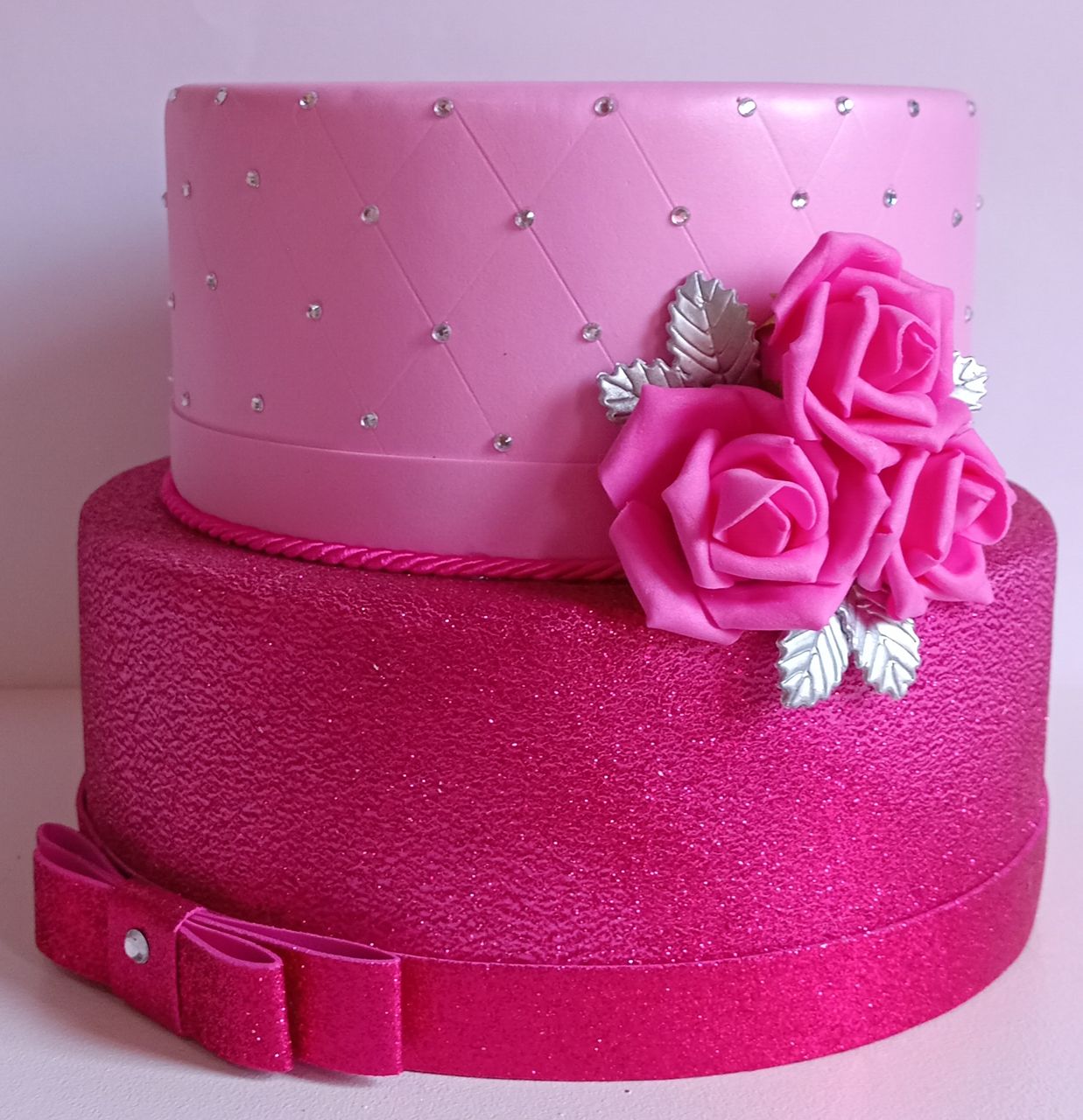 Bolo Fake Rosa Pink Glitter - Pegue e Monte Leão de Judá 