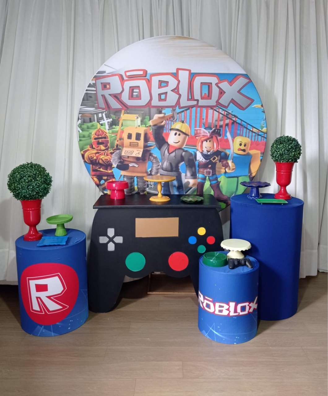 Roblox Sarira - Tok de Festas 