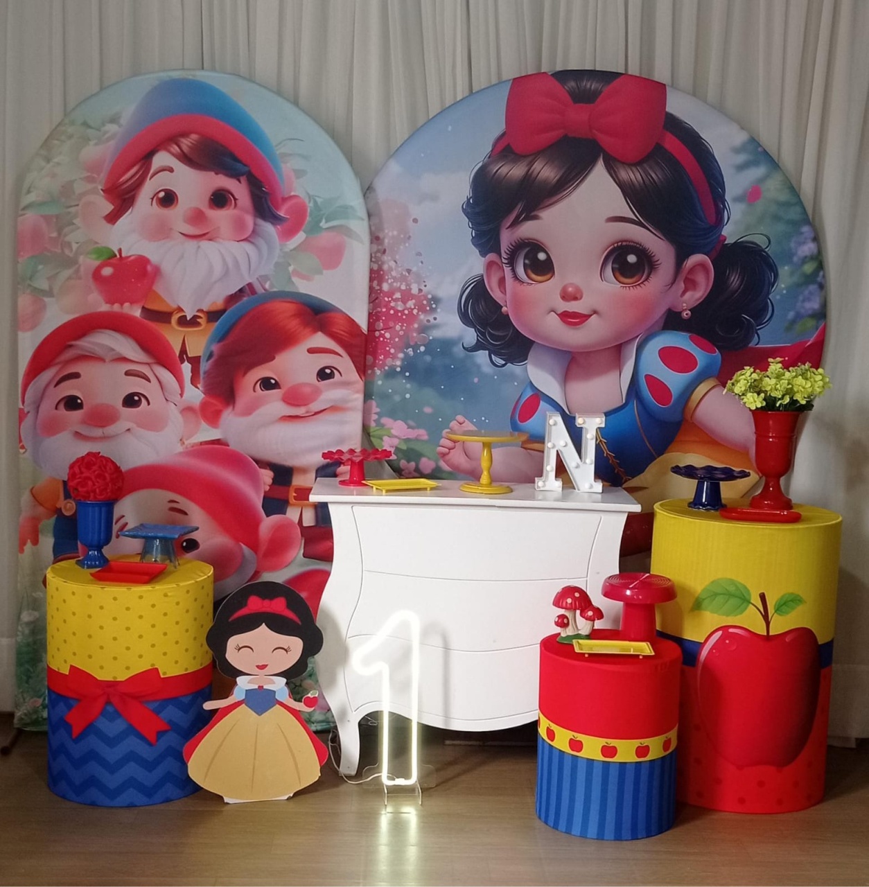 Branca de Neve Baby Jade  - Tok de Festas 