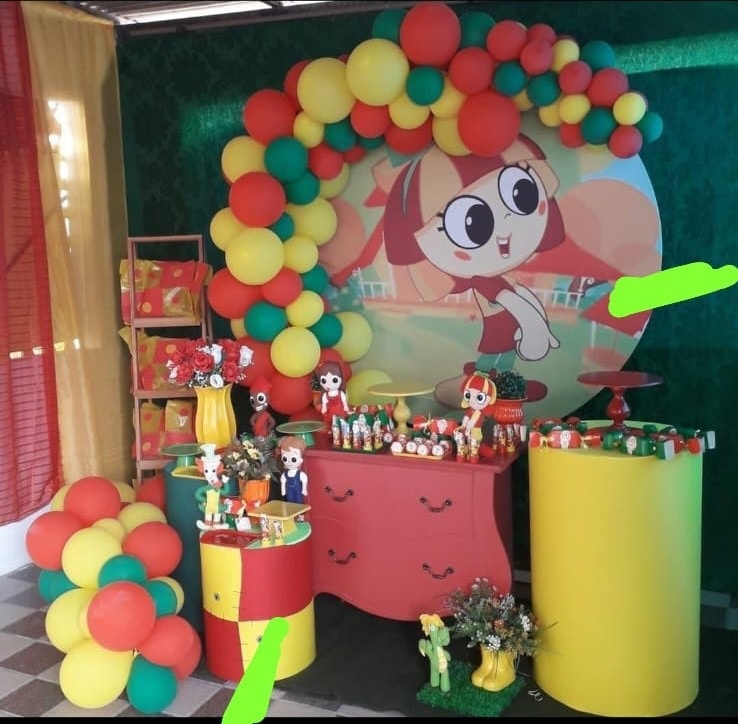 Emilia Safira Sem Balões  - Tok de Festas 