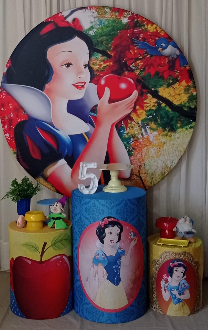 Branca de Neve  Rubi  - Tok de Festas 