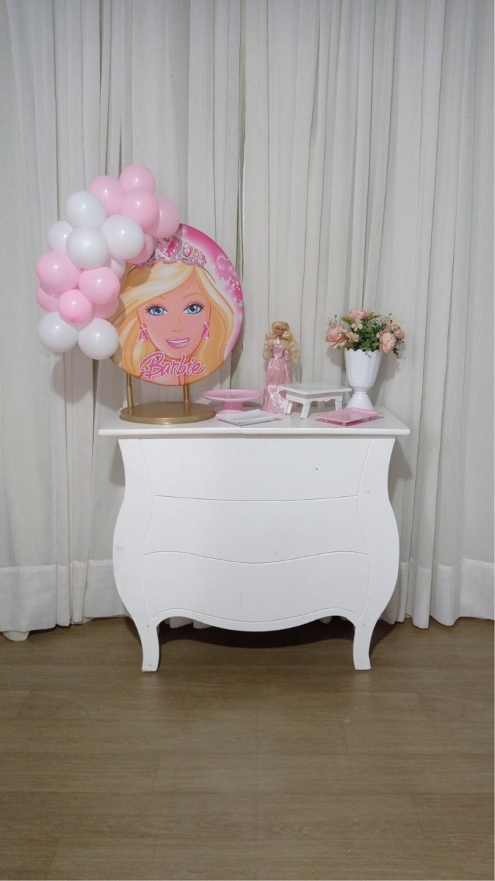 Kit  Mesa  Barbie  - Tok de Festas 