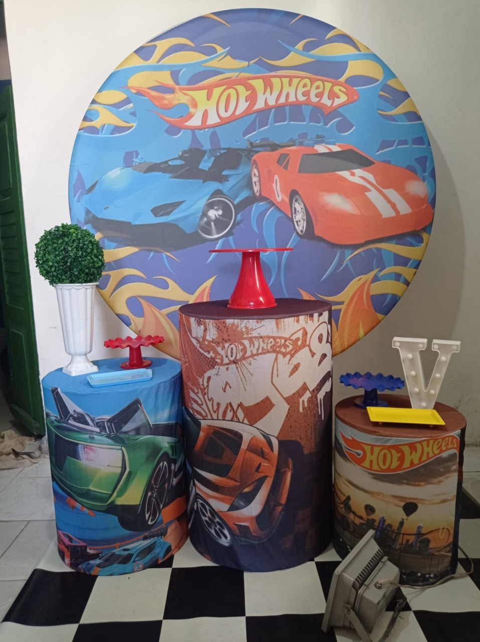 Hot Wheels Rubi - Tok de Festas 