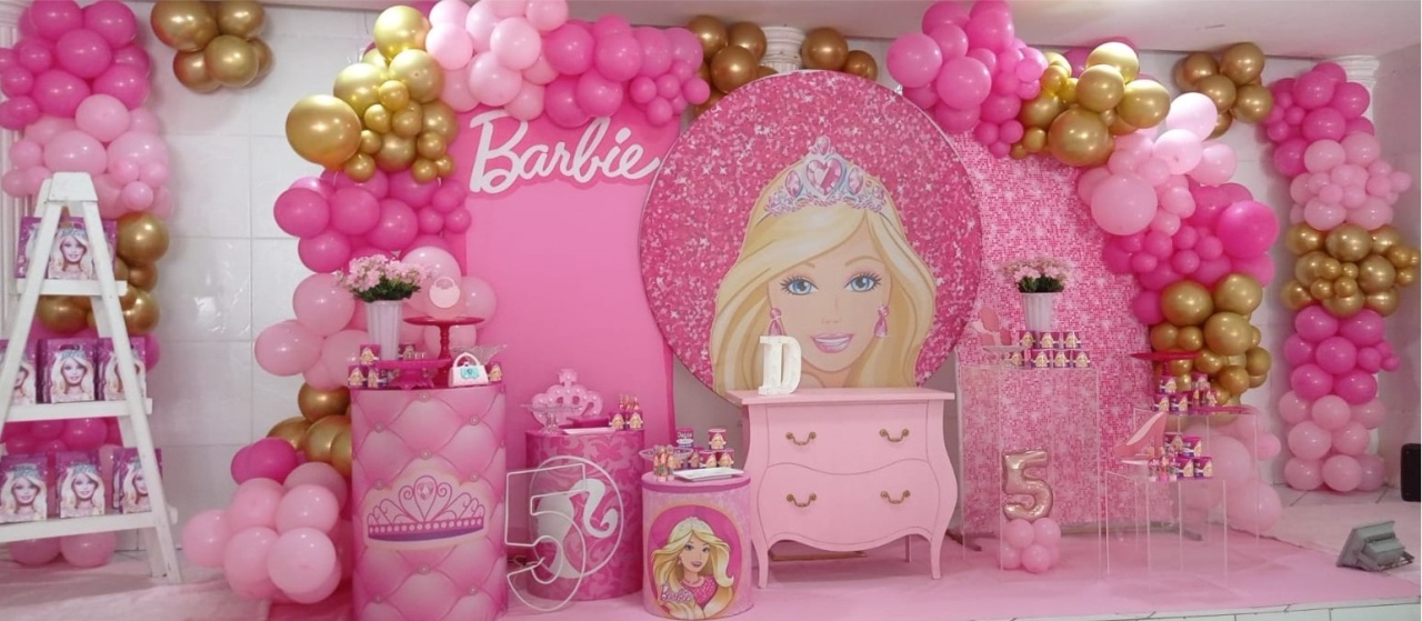 Barbie Princesa Comp - Tok de Festas 
