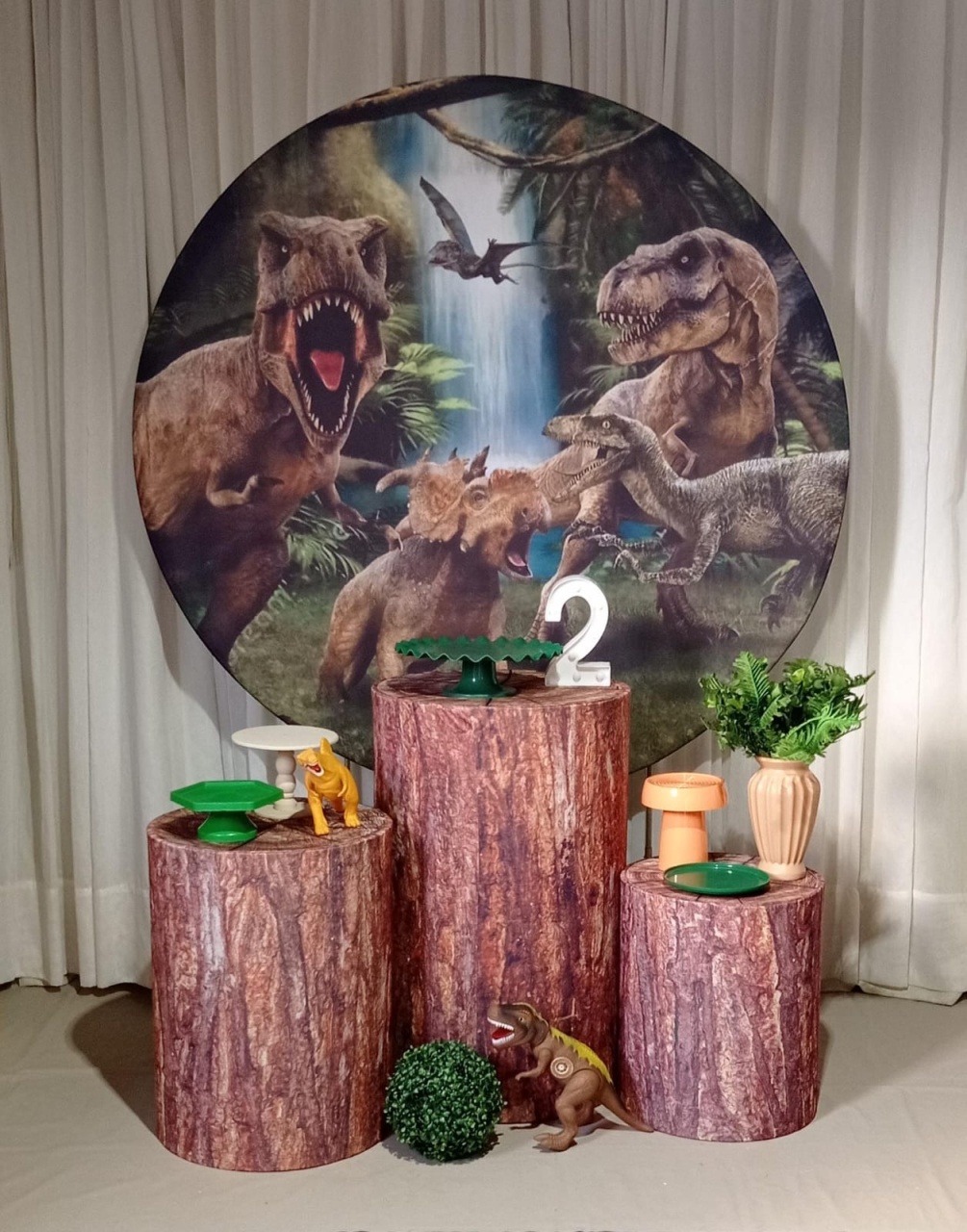 Dinossauro Adulto Rubi - Tok de Festas 