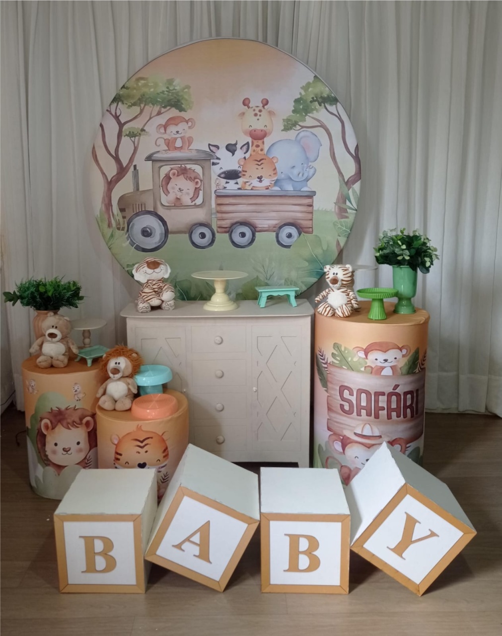 Baby Safari - Tok de Festas 