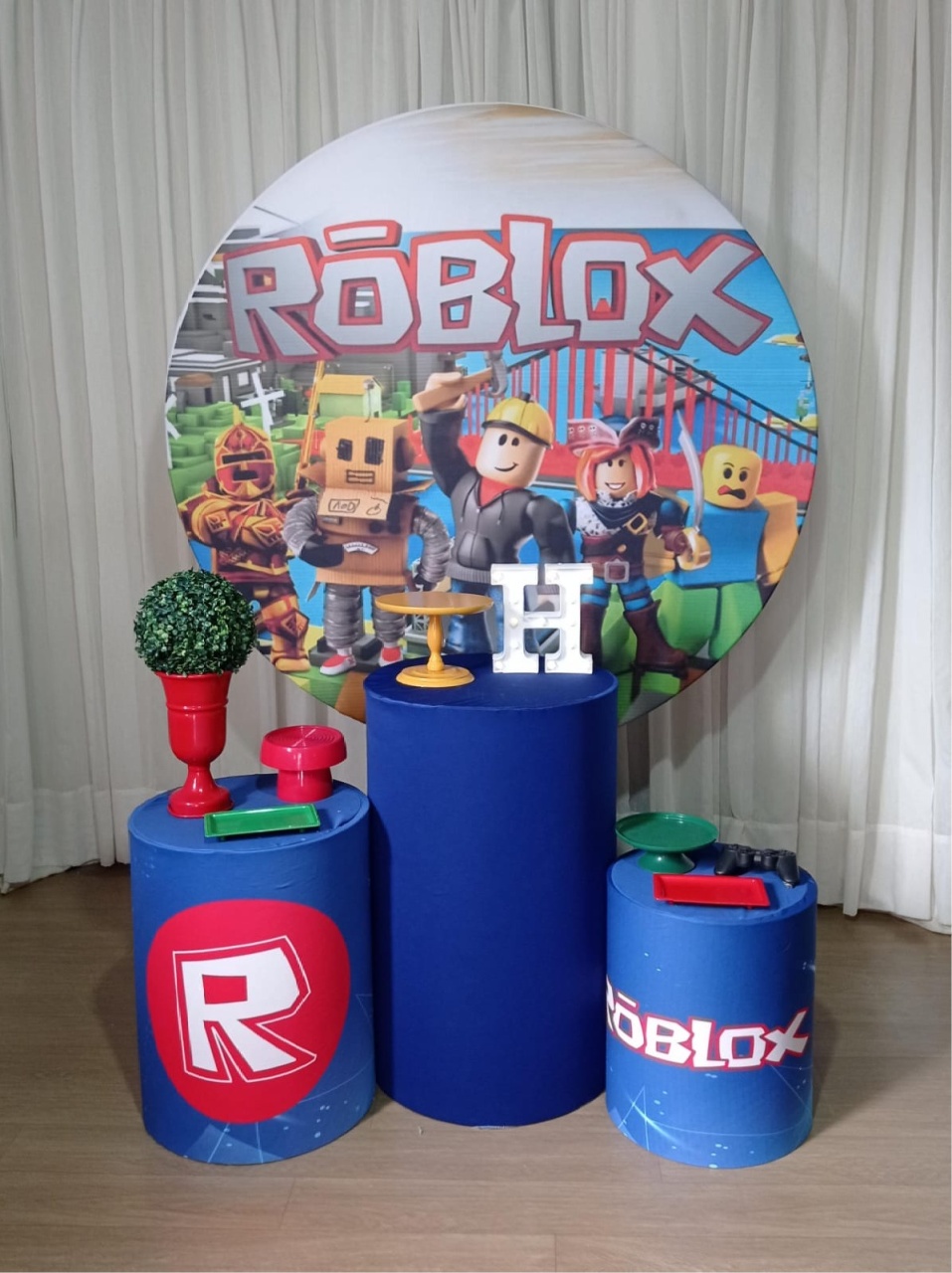 Roblox Rubi - Tok de Festas 