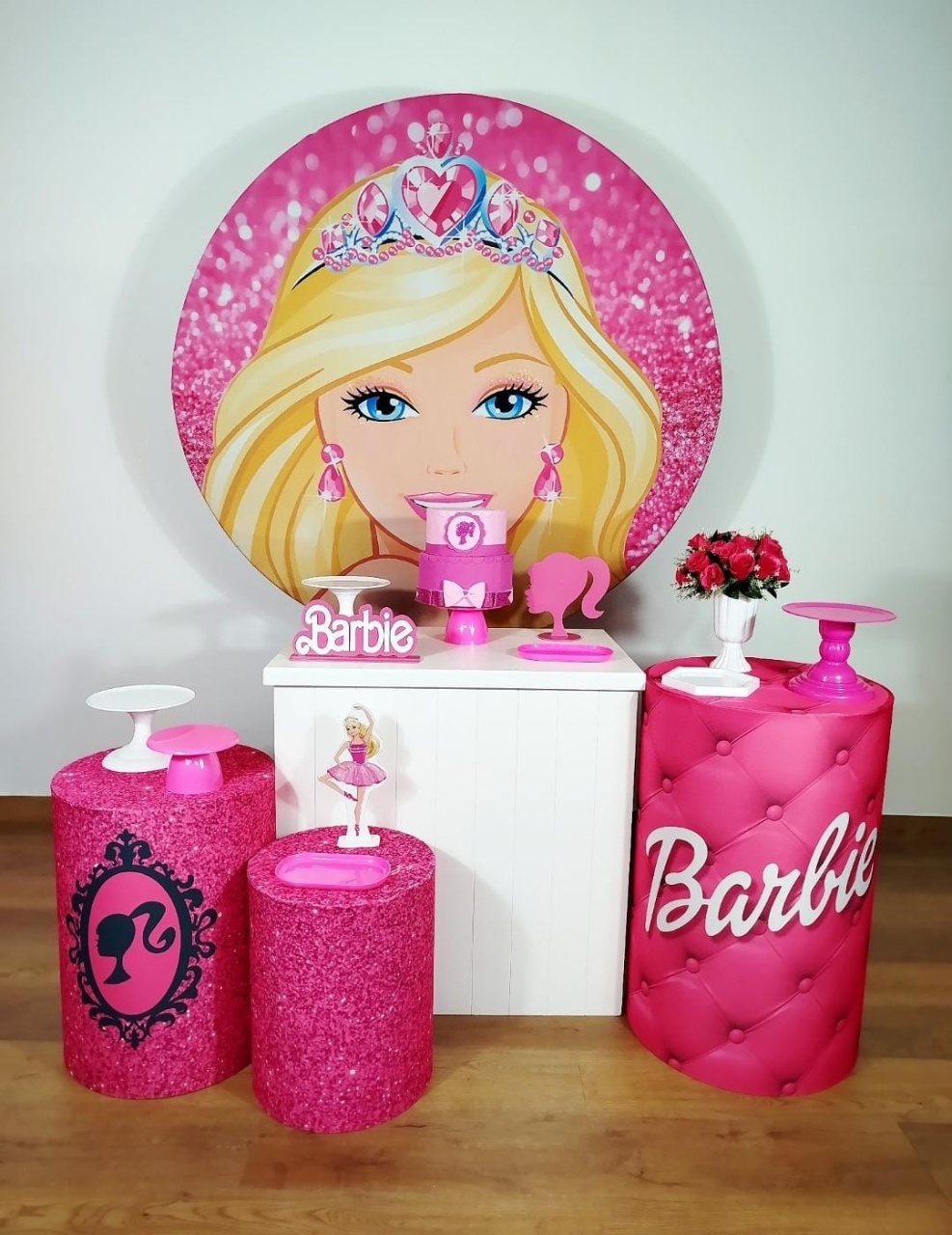 Kit Ouro Barbie - Michele Locações