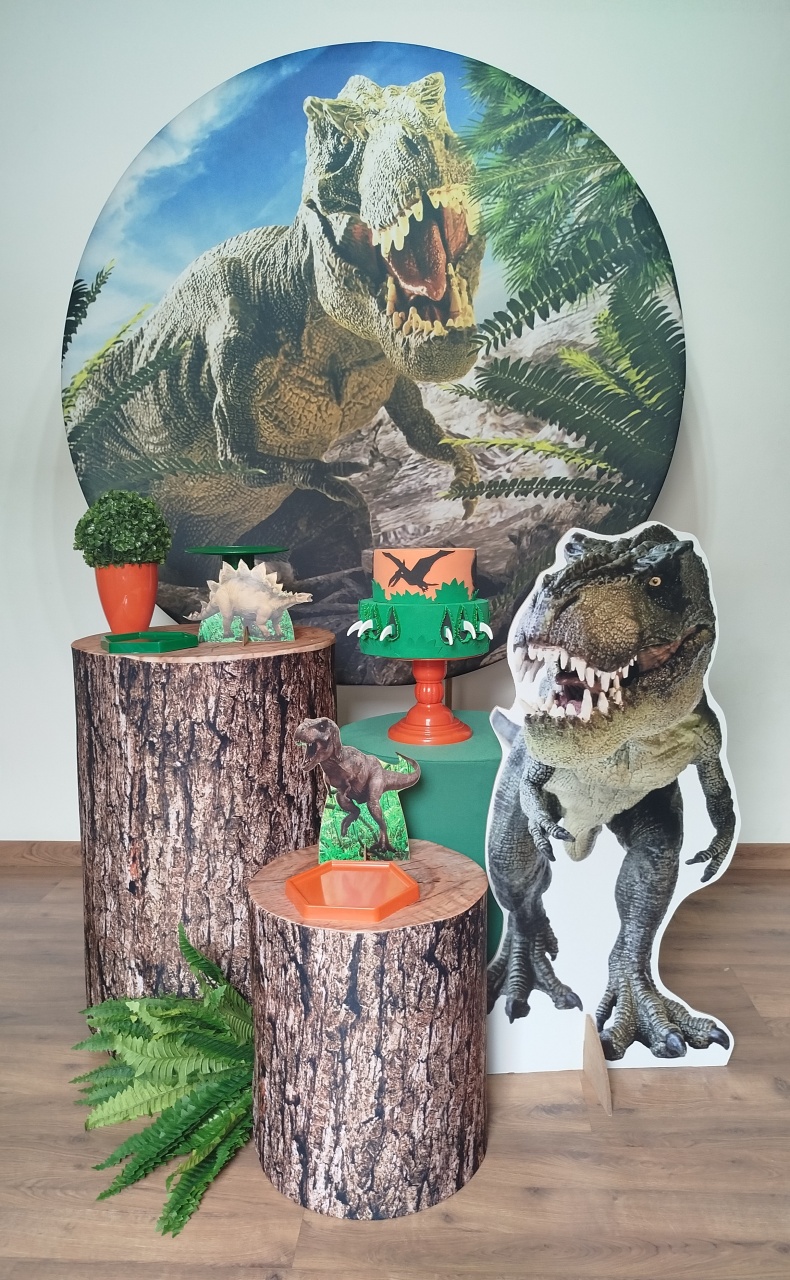 Composição Dinossauro  - Michele Locações