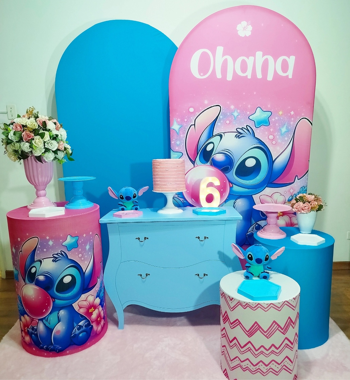 Composição Stitch  Paineis Romanos - Michele Locações