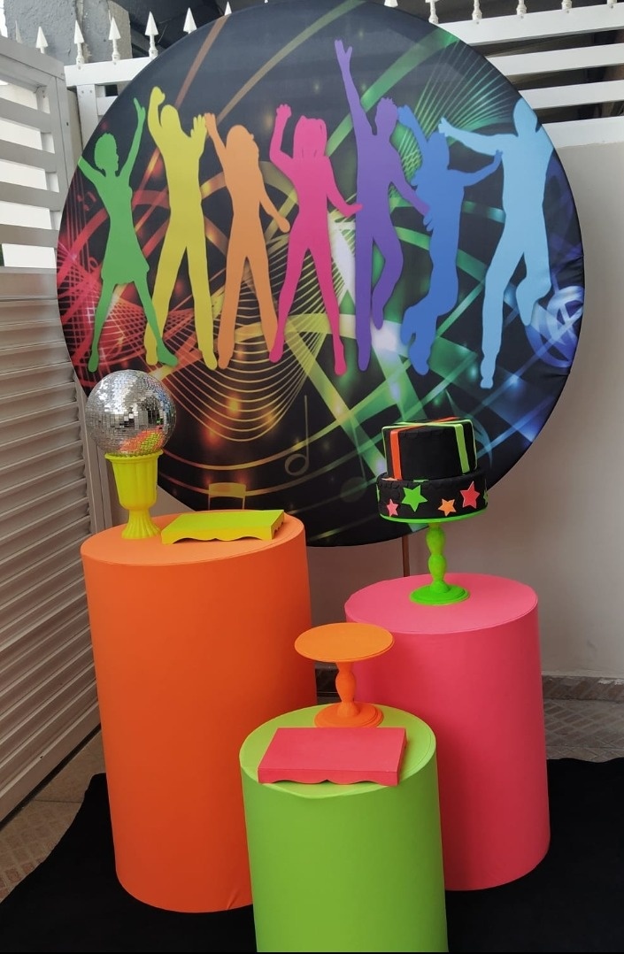 Kit Prata Balada Neon - Michele Locações