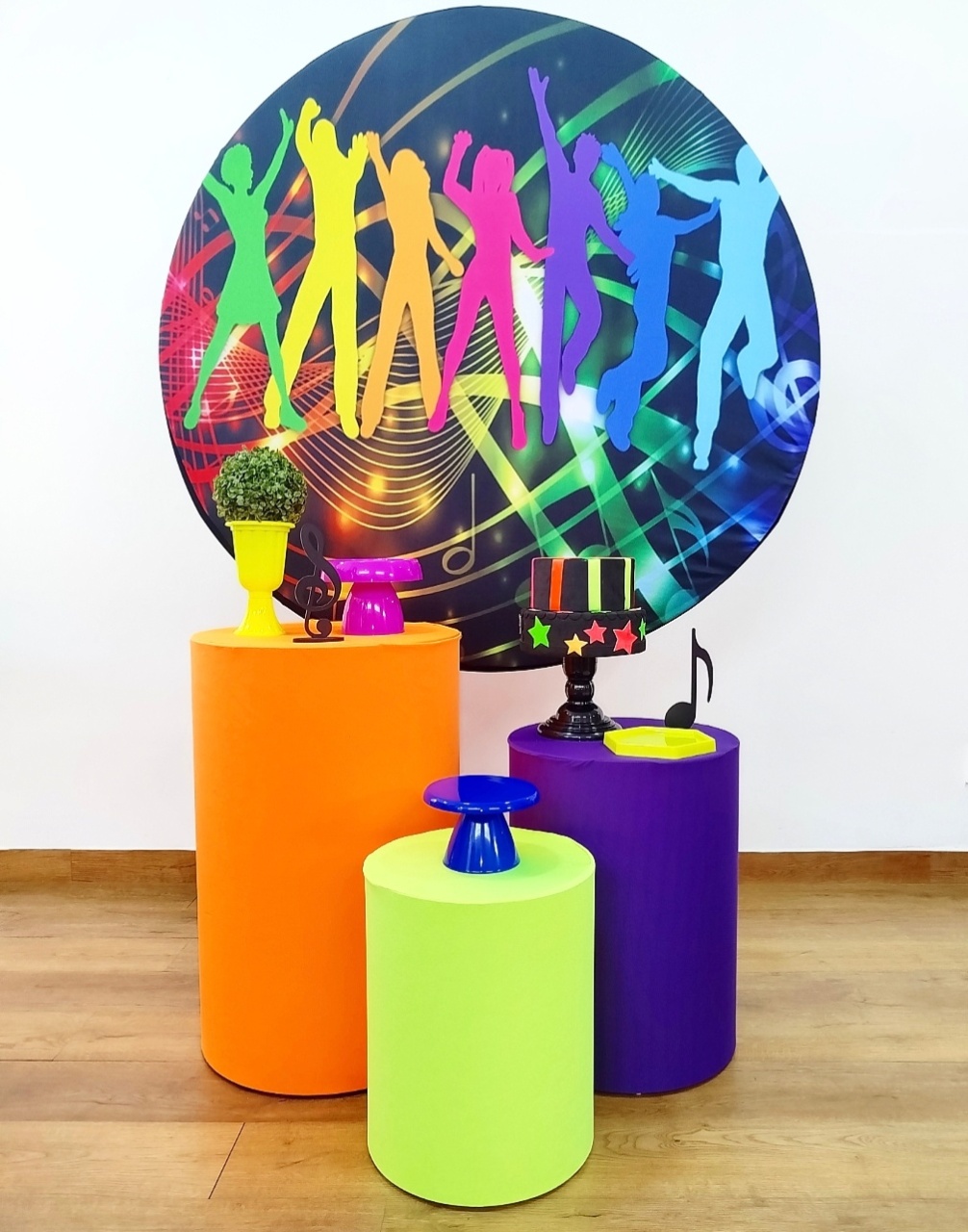 Kit Prata Balada Neon - Michele Locações