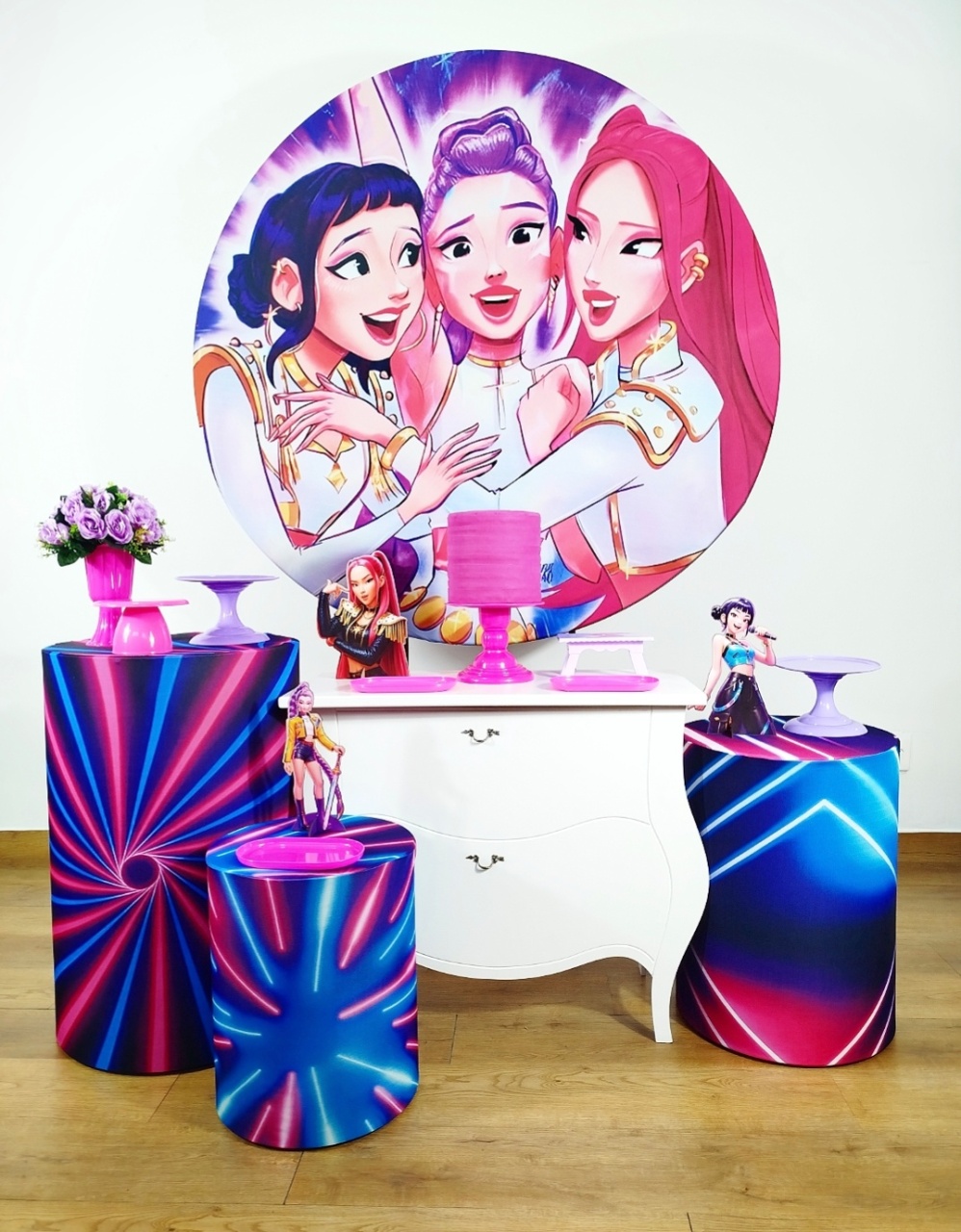 Kit Ouro Guerreiras Do K Pop 2 - Michele Locações