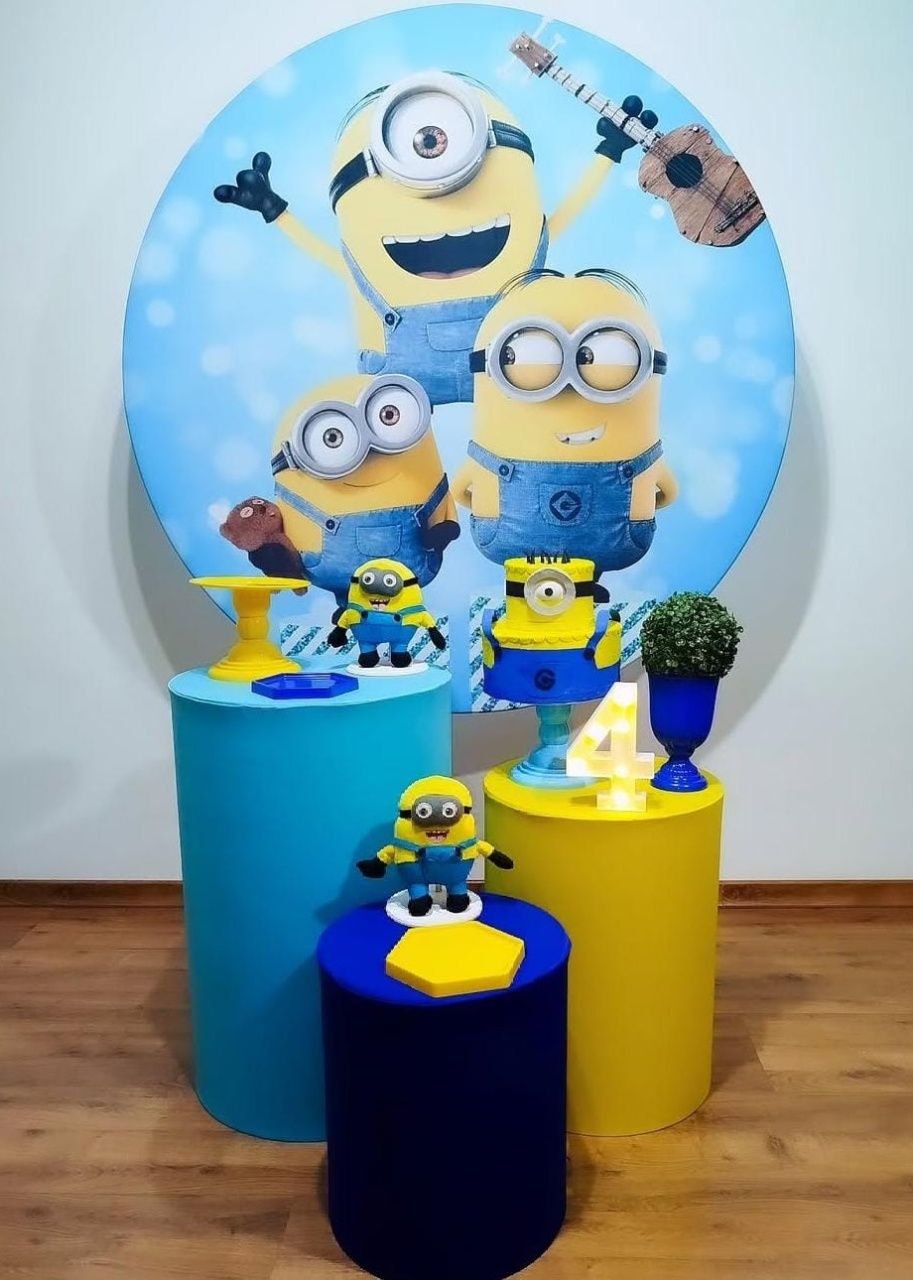 Kit Prata Minions - Michele Locações