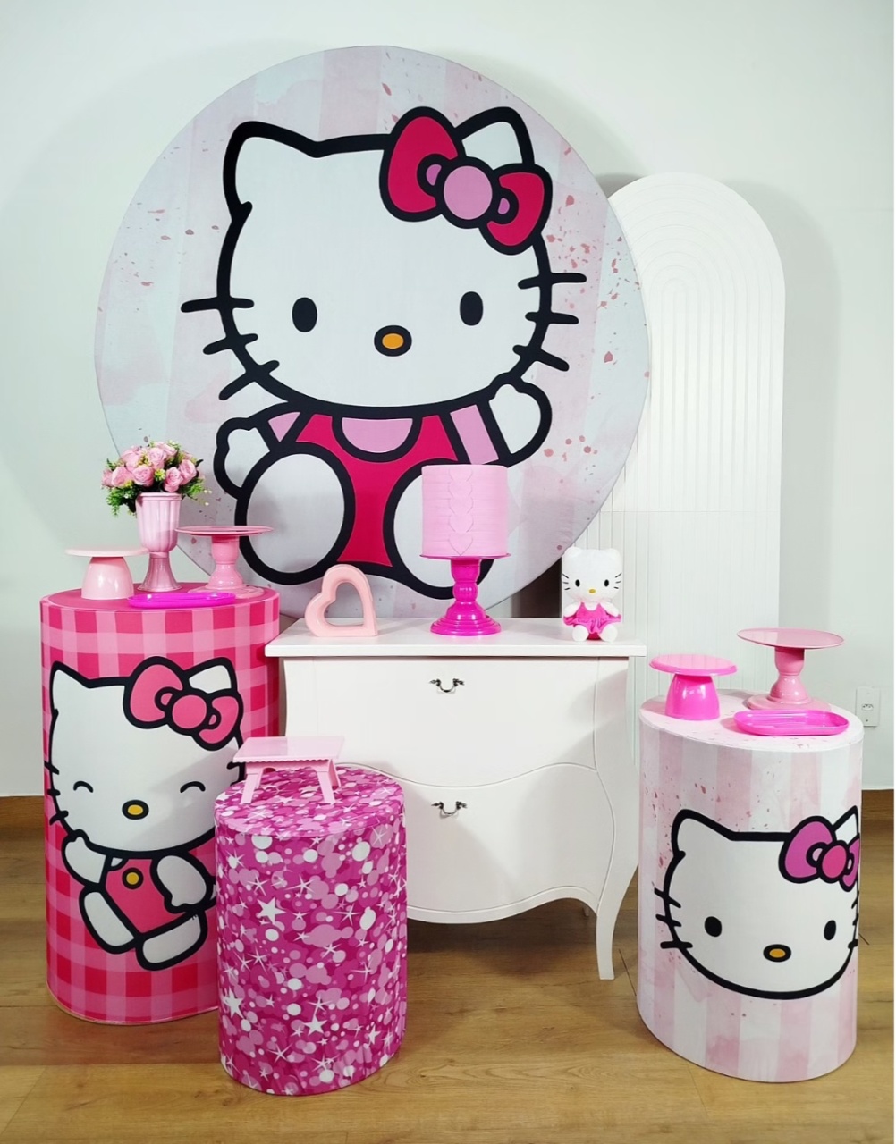 Kit Diamante Hello Kitty - Michele Locações