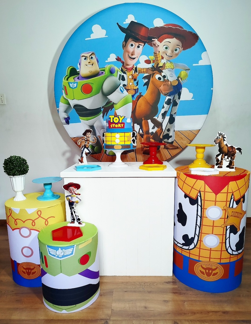 Kit Ouro Toy Story - Michele Locações
