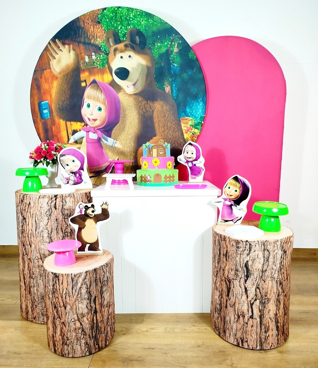 Kit Diamante Masha E O Urso - Michele Locações