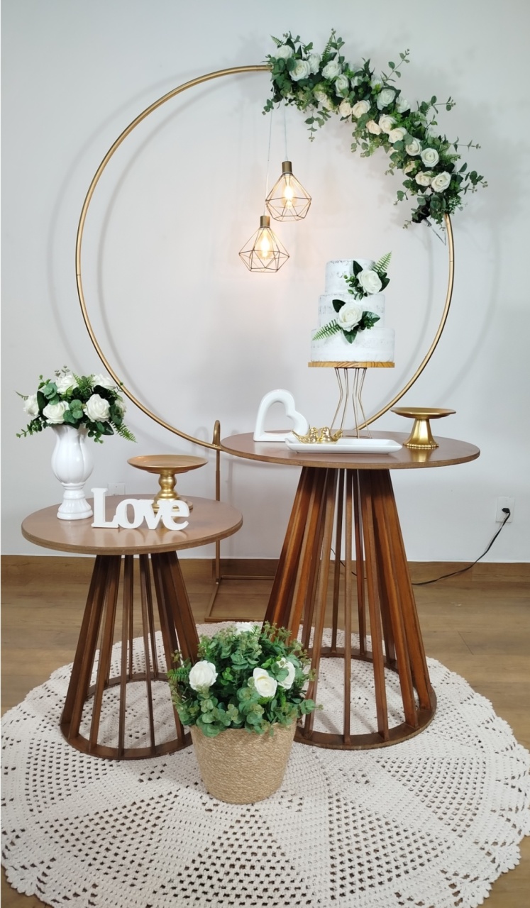 Composição Luxo Rustica /Arco Floral - Michele Locações