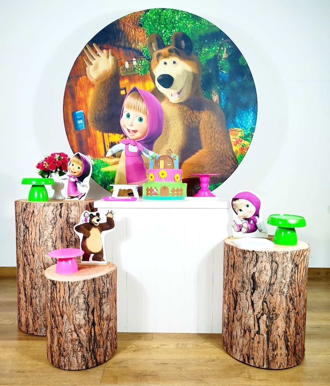 Kit Ouro Masha E O Urso - Michele Locações