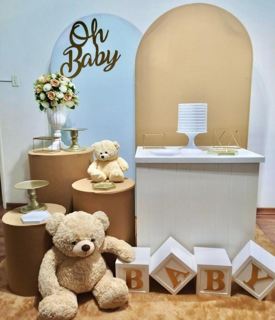 Composição Luxo Urso Bege 1 - Michele Locações