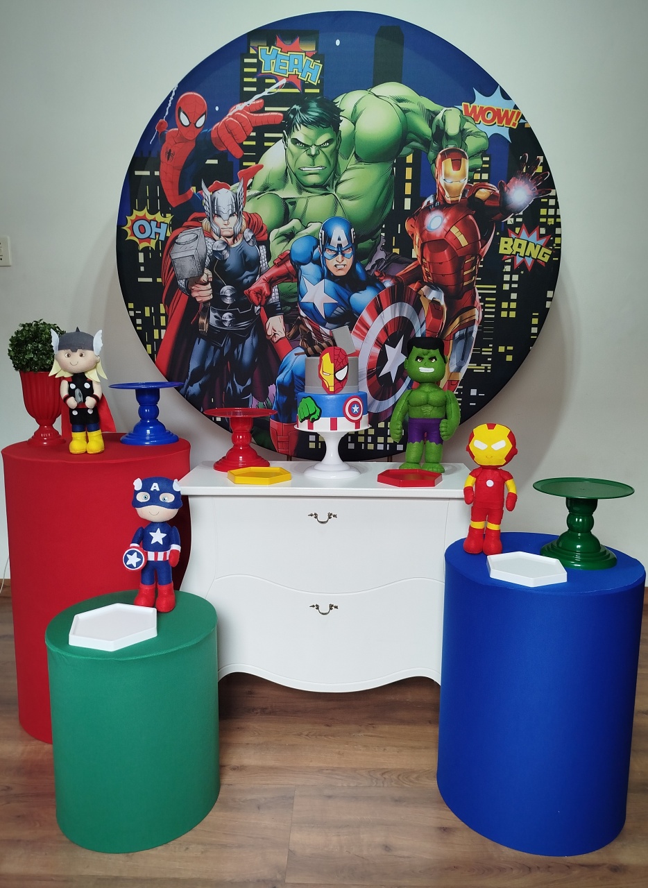 Kit Ouro  Vingadores  - Michele Locações