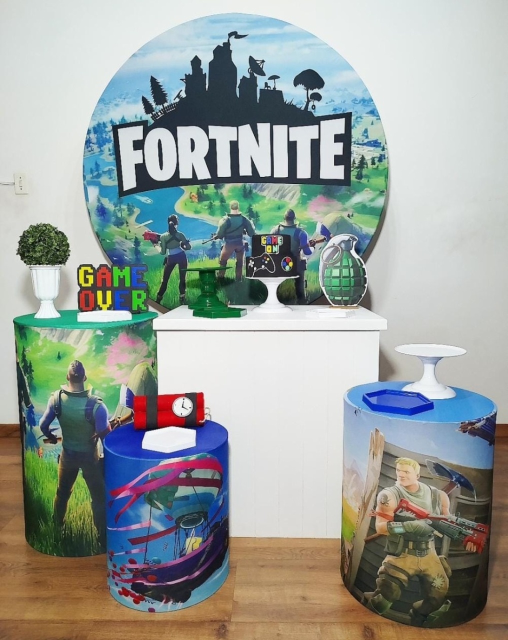 Kit Ouro Fortnite - Michele Locações