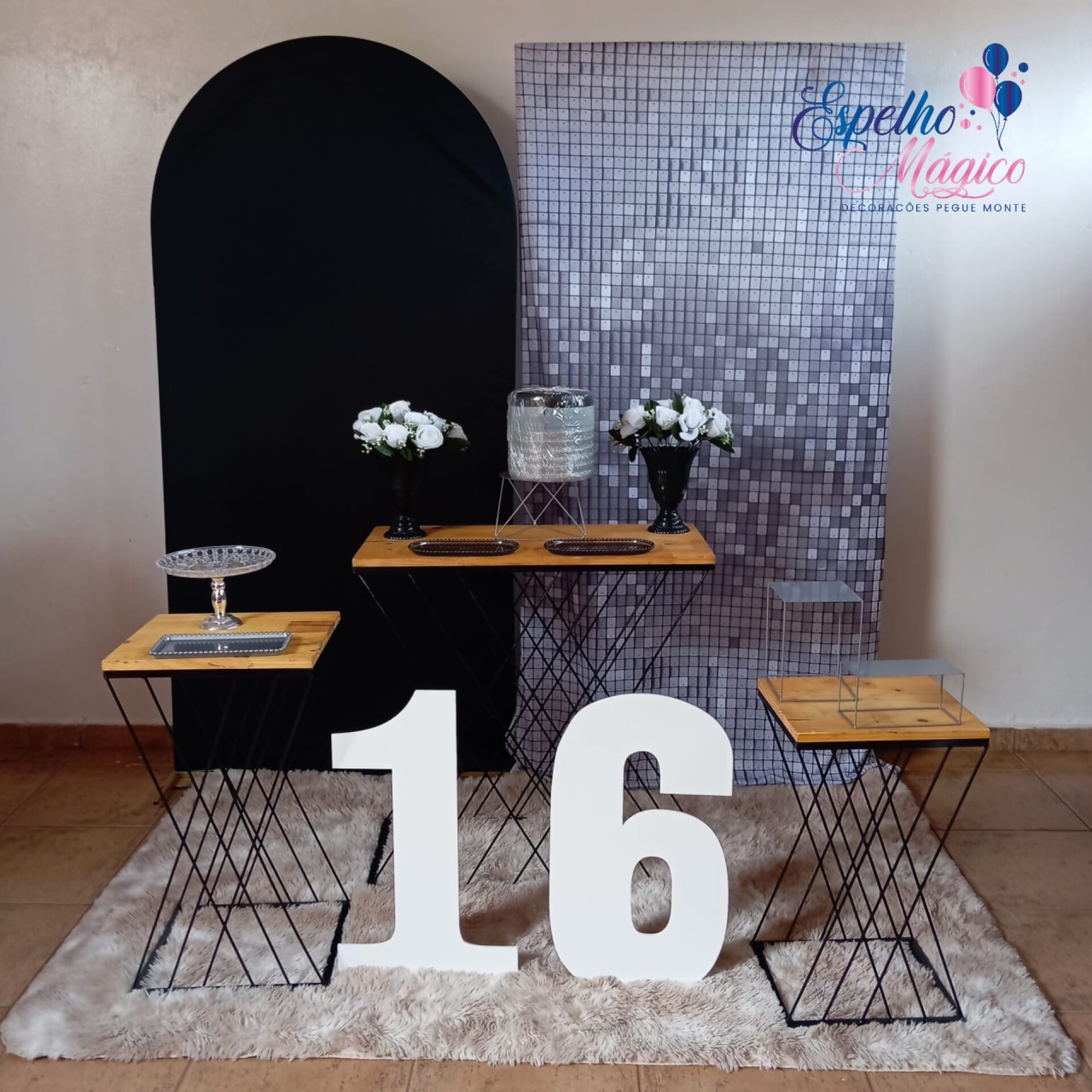 Decoração Prata E Preto - Espelhomagicopeguemonte