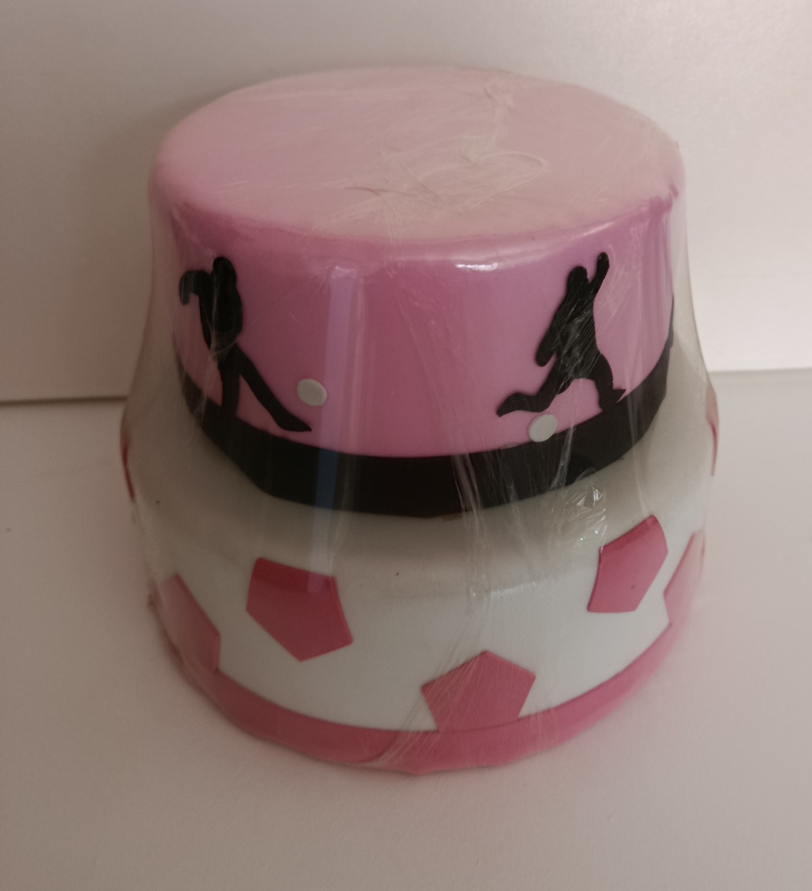 Bolo Fake Futebol Rosa - Espelhomagicopeguemonte