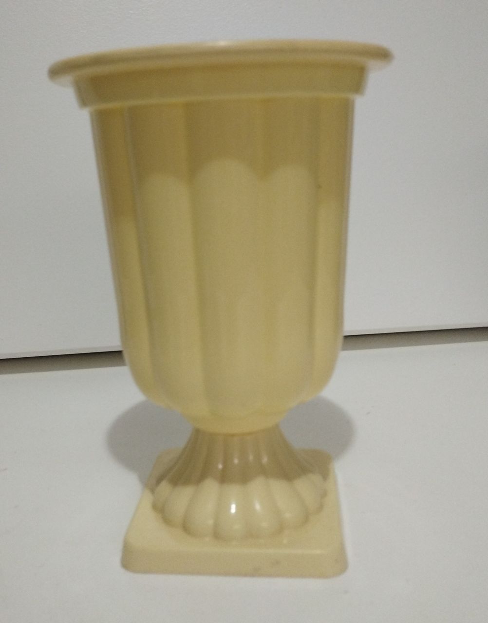 Vaso Grego Amarelo Candy  - Espelhomagicopeguemonte