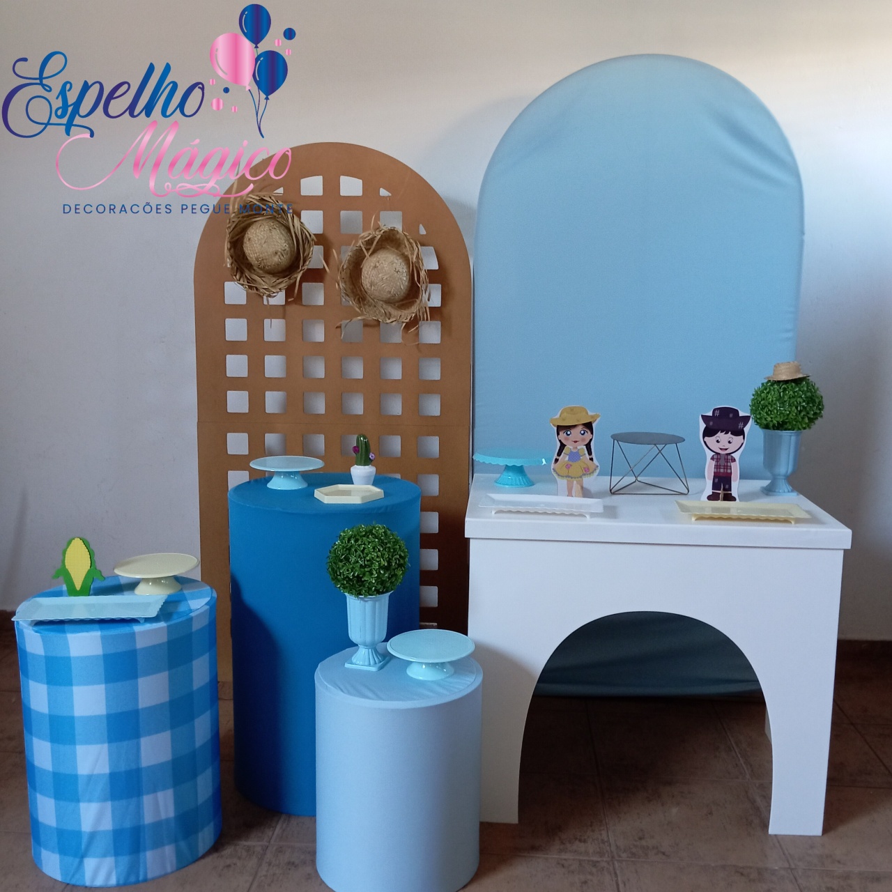 Decoração de Festa Junina Menino Azul - Espelhomagicopeguemonte