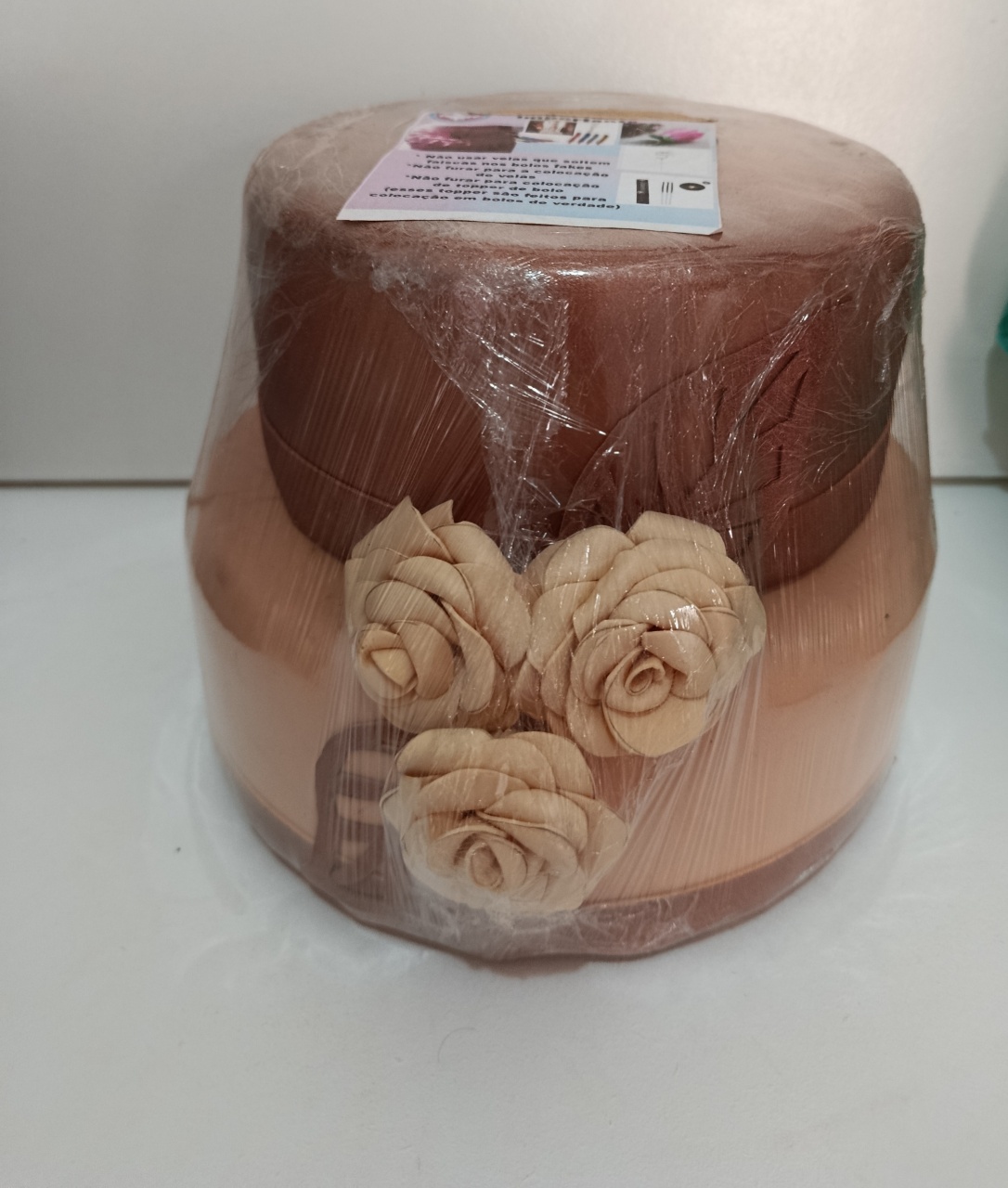 Bolo Fake Cobre  E Nude  - Espelhomagicopeguemonte