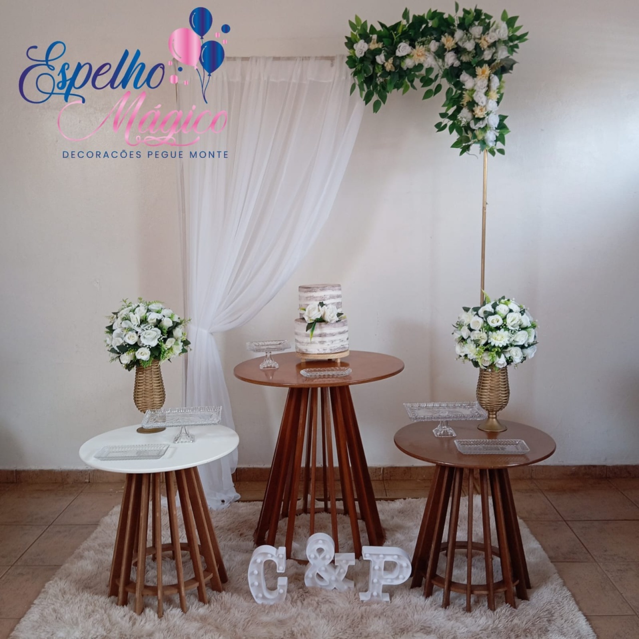 Casamento Dourado E Cristal - Espelhomagicopeguemonte