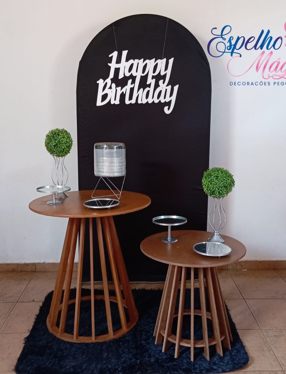 Decoração Preta E Prata Mesa Cone Ripada - Espelhomagicopeguemonte