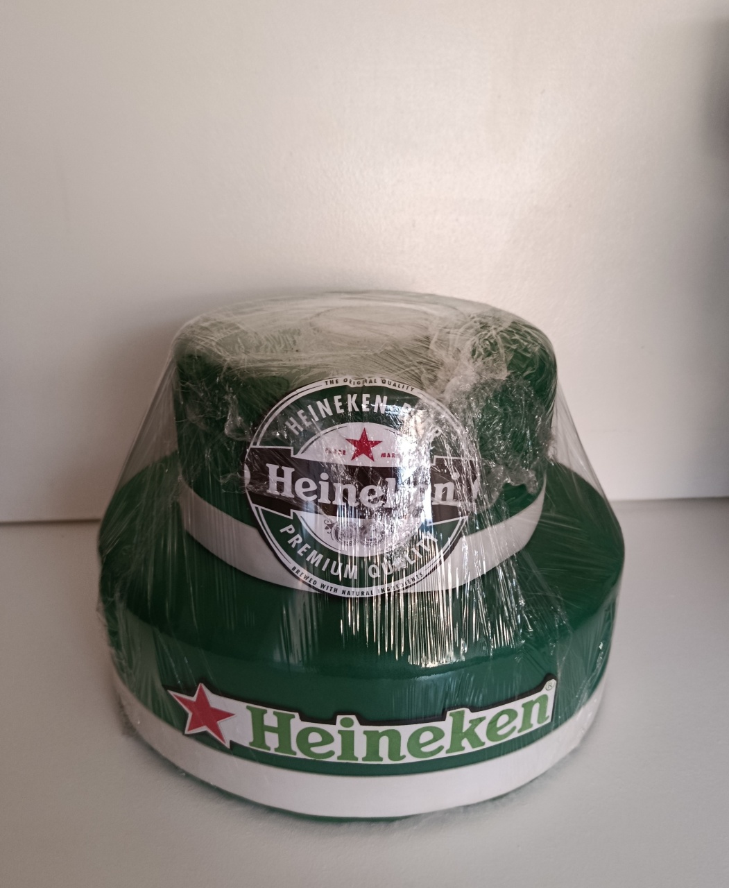 Bolo Fake  Heineken  - Espelhomagicopeguemonte