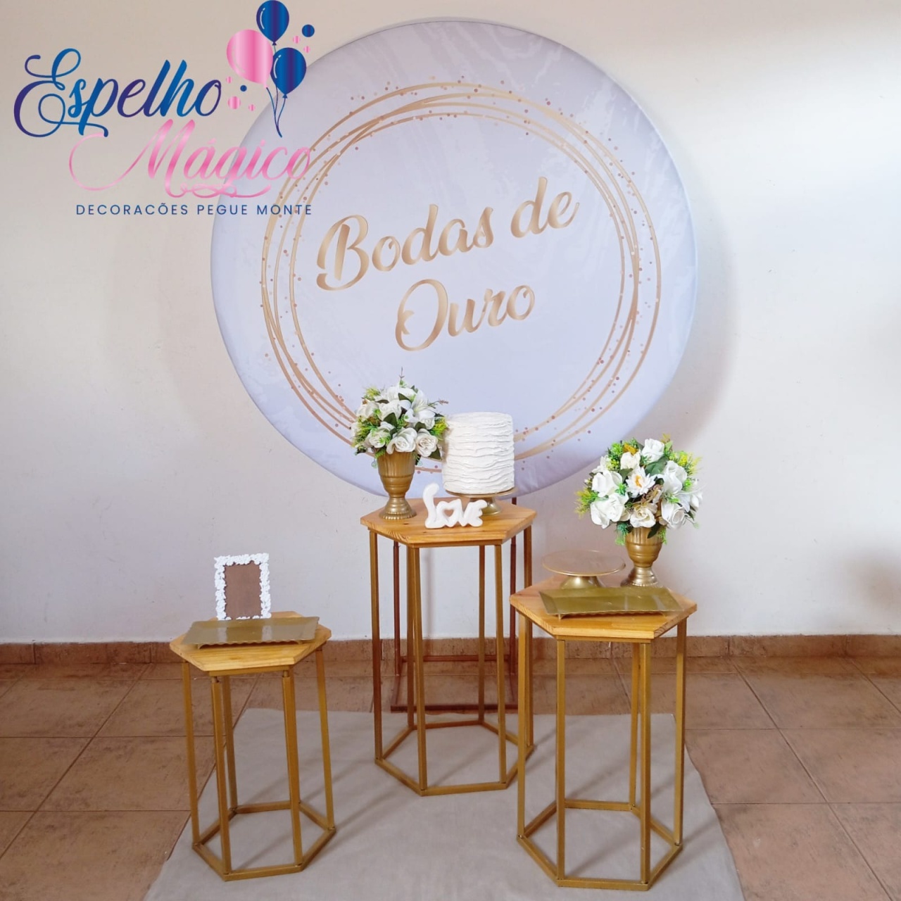 Decoração de Bodas de Ouro  - Espelhomagicopeguemonte