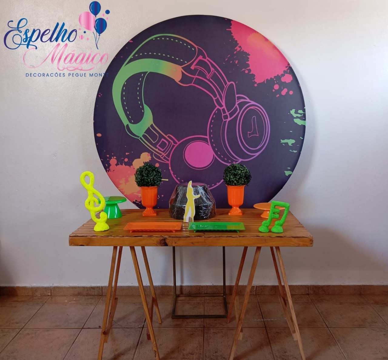 Neon  Fone Combo 3 - Espelhomagicopeguemonte