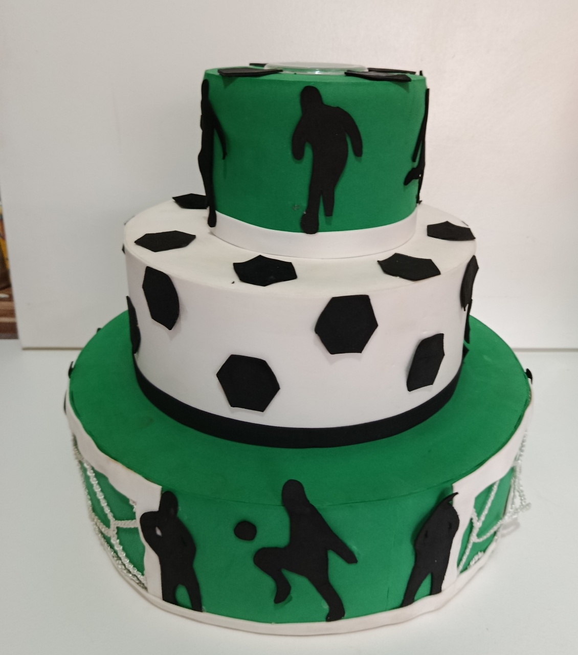 Bolo Fake Futebol Verde  - Espelhomagicopeguemonte