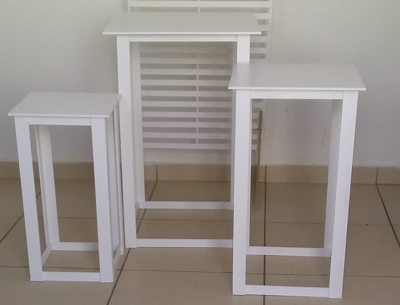  Trio de Mesa Cubo Branca - Espelhomagicopeguemonte