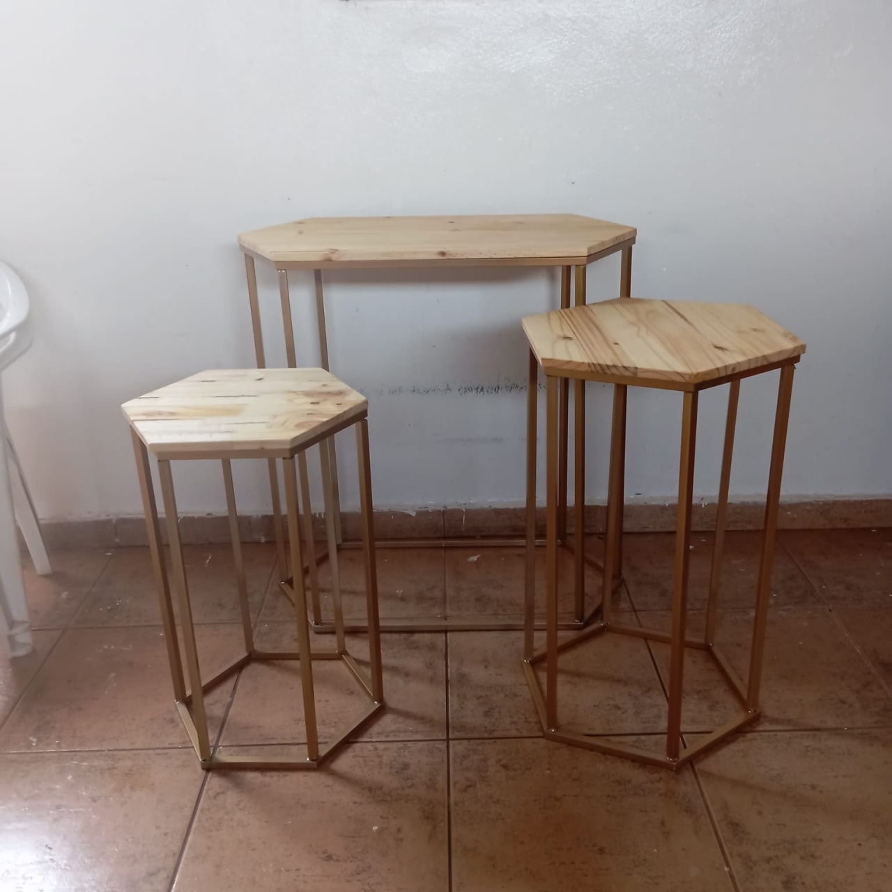 Trio de Mesa Sextavada - Espelhomagicopeguemonte