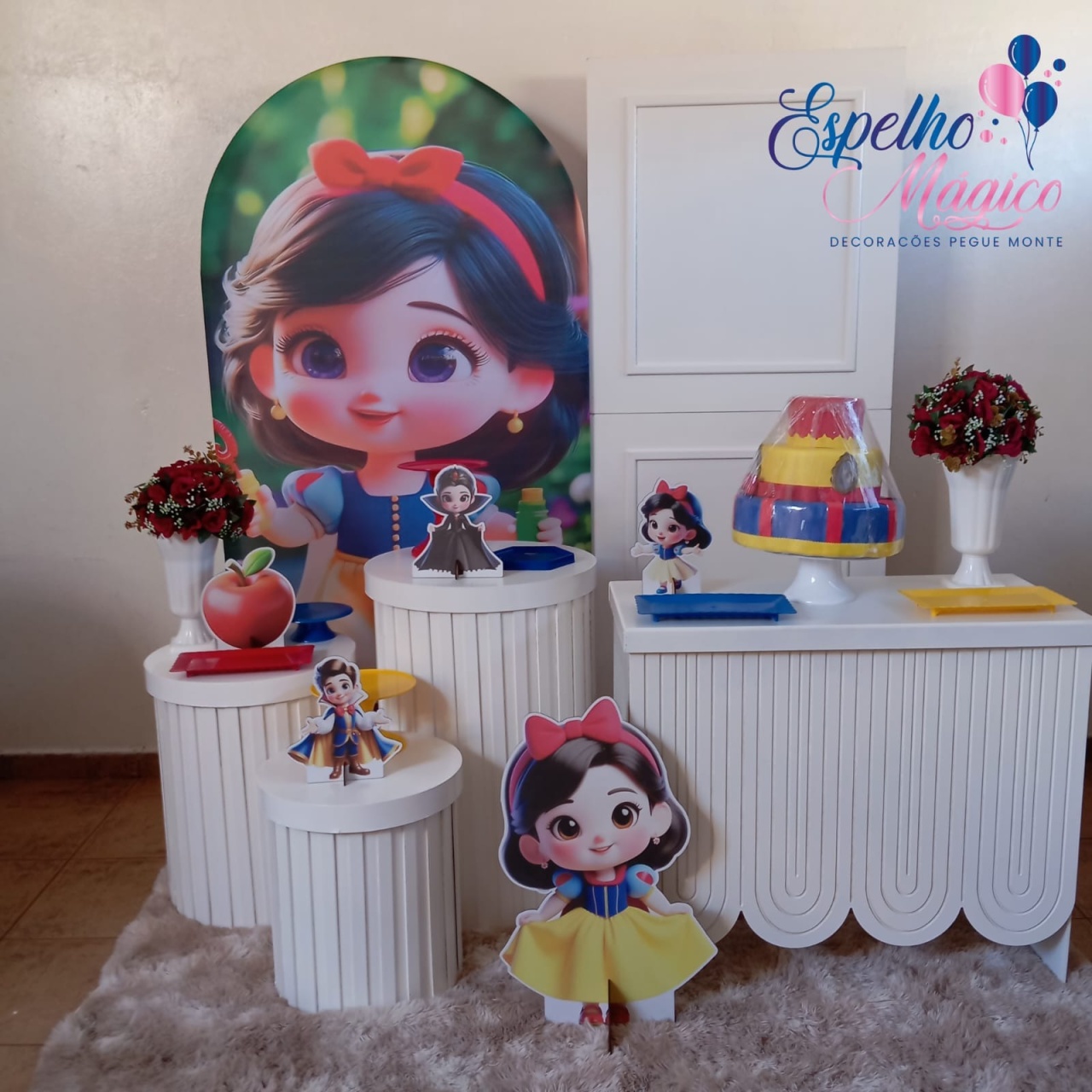 Branca de Neve Cute - Espelhomagicopeguemonte