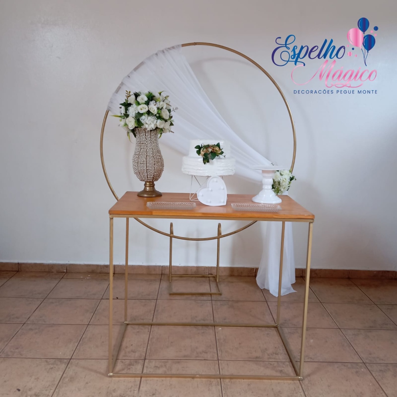 Decoração  Casamento Mesa Cubo Ferro - Espelhomagicopeguemonte