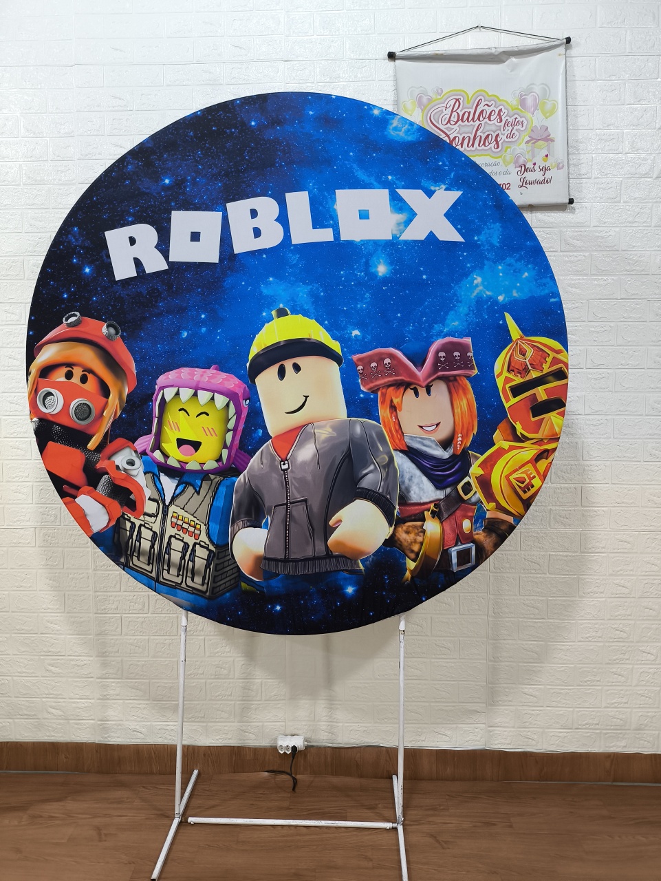Painel Roblox 1 - Baloesfeitosdesonhos 