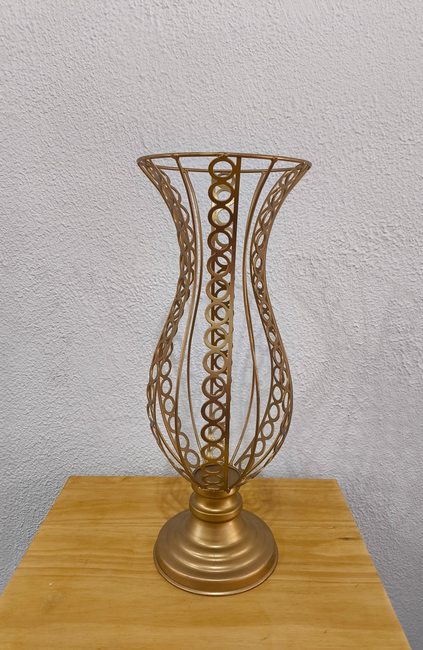Vaso Aramado Dourado Bolinha  - Baloesfeitosdesonhos 