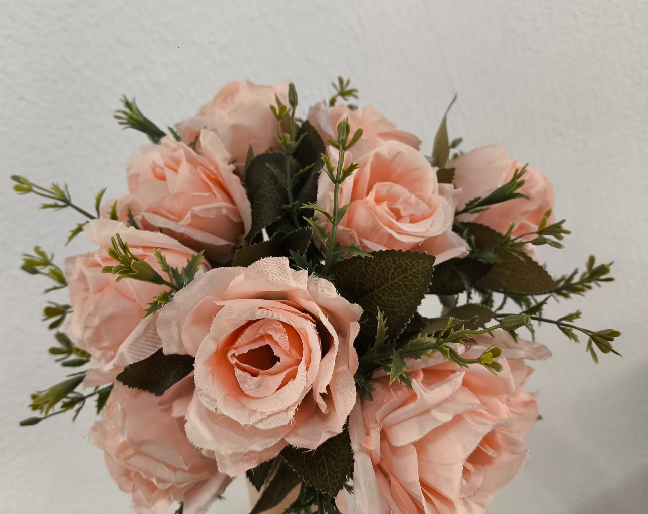 Arranjo de Flor, Rosa Salmão  - Baloesfeitosdesonhos 