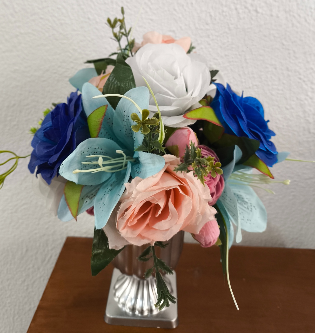 Arranjo de Flores, Várias Cores - Baloesfeitosdesonhos 