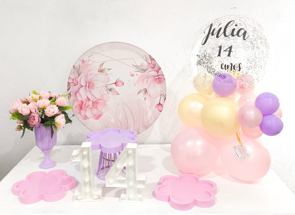 Mini Kit Floral Rosa- Painel de Mesa 50X50  - Baloesfeitosdesonhos 